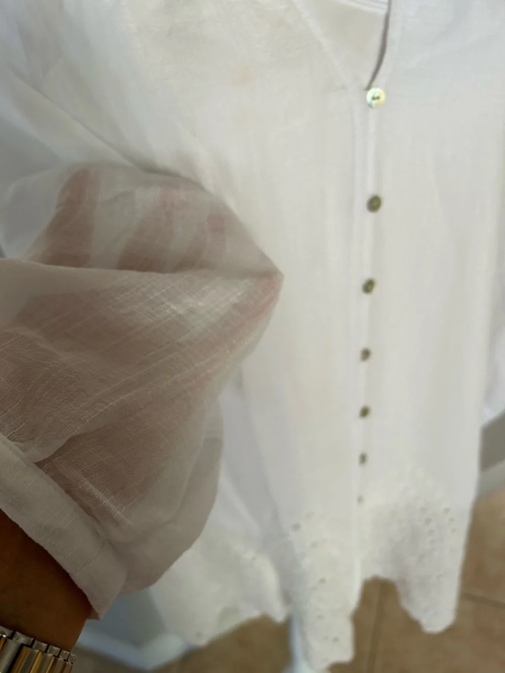 Figueroa & Flower sheer top with large embroidered eyelet bottom - Picture 4 of 12